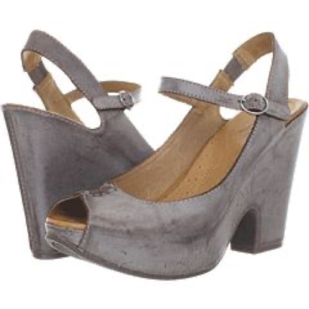 Naya Brown Leather Maeve Platform Sandals Sz. 9